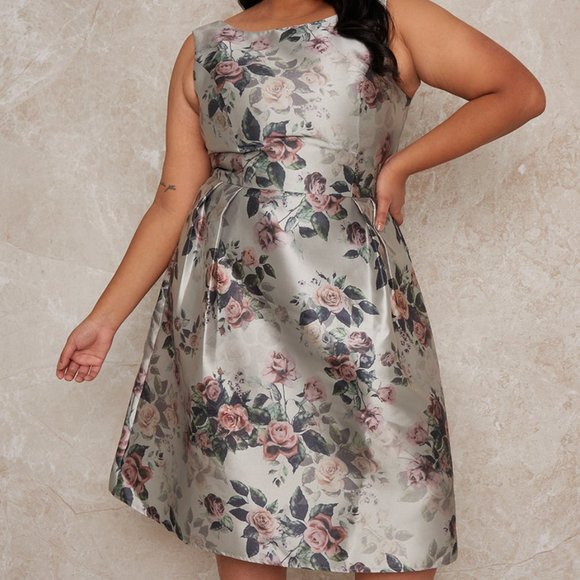 NWT Chi Chi London Plus Size Floral Midi Dress Green Size 14 - Picture 3 of 6